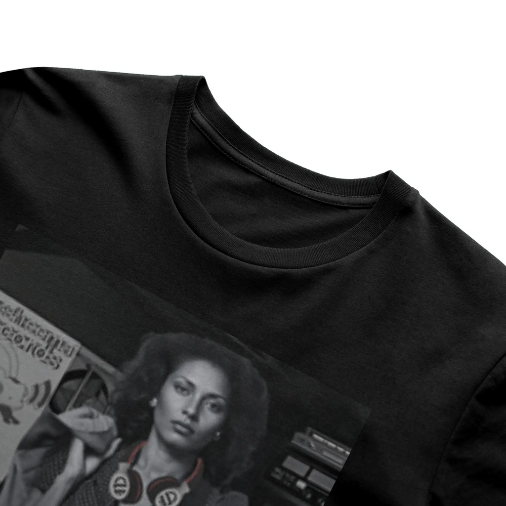 FOXY BROWN | &amp;quot;NO REQUESTS&amp;quot; BLAXPLOITATION TEE |GHE