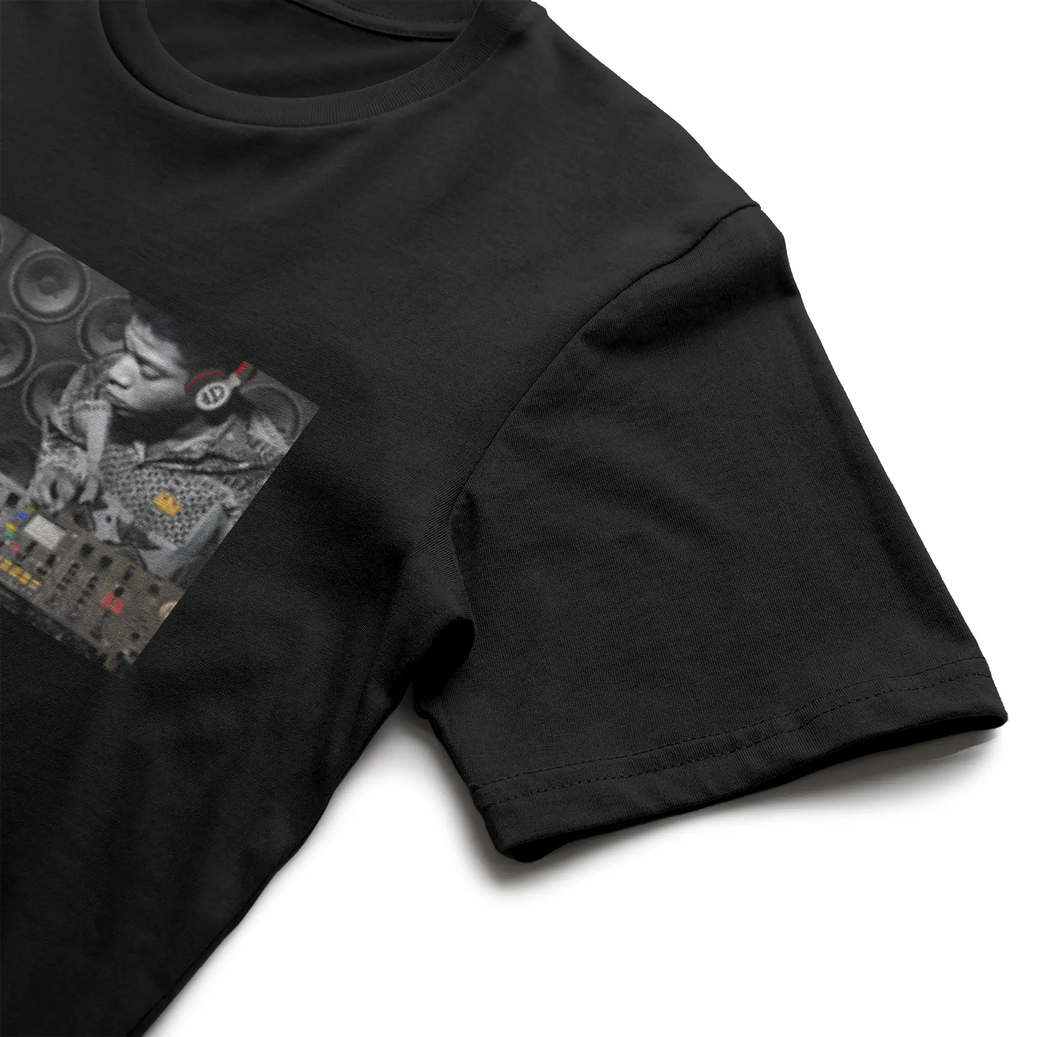 BASQUIAT| &amp;quot;NO REQUESTS&amp;quot; REMIX TEE 